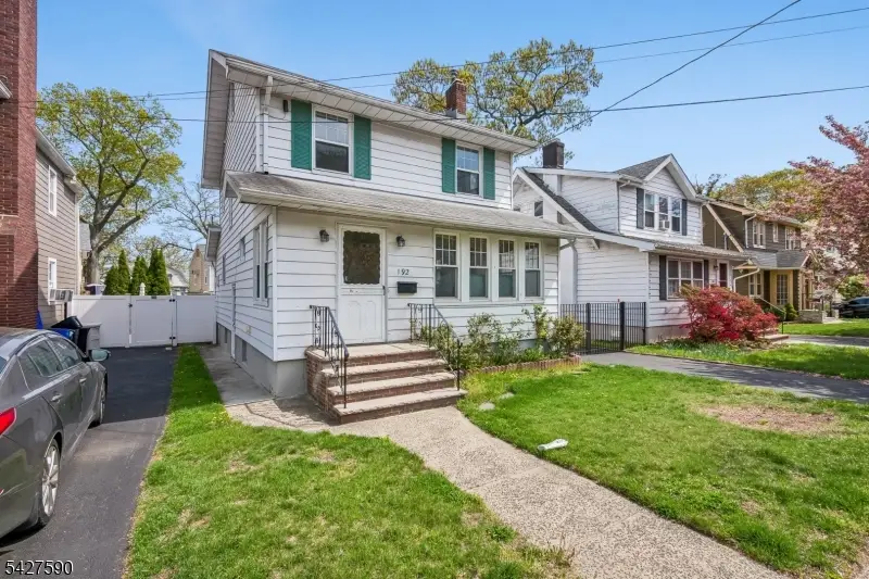 192 New St, Belleville, NJ 07109 - #2