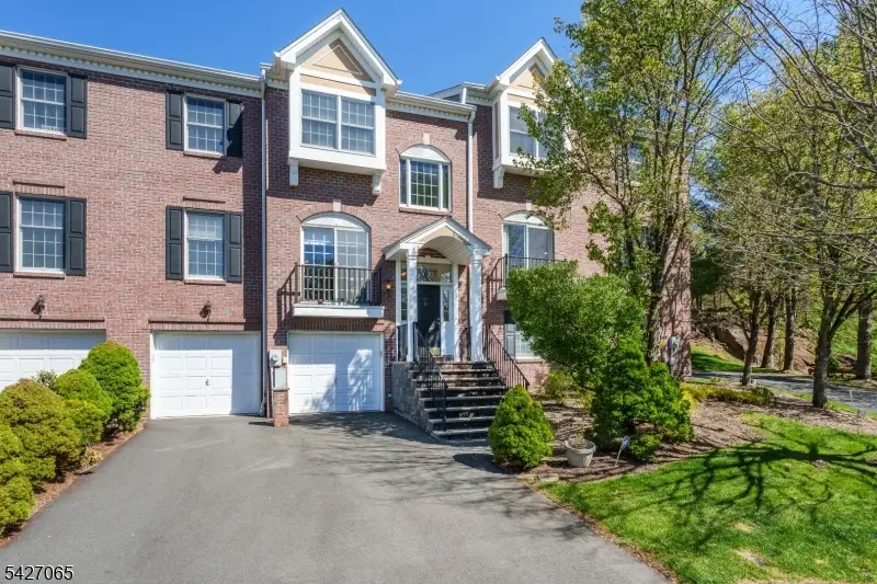 59 Spring Hill Cir, Wayne, NJ 07470 - #1