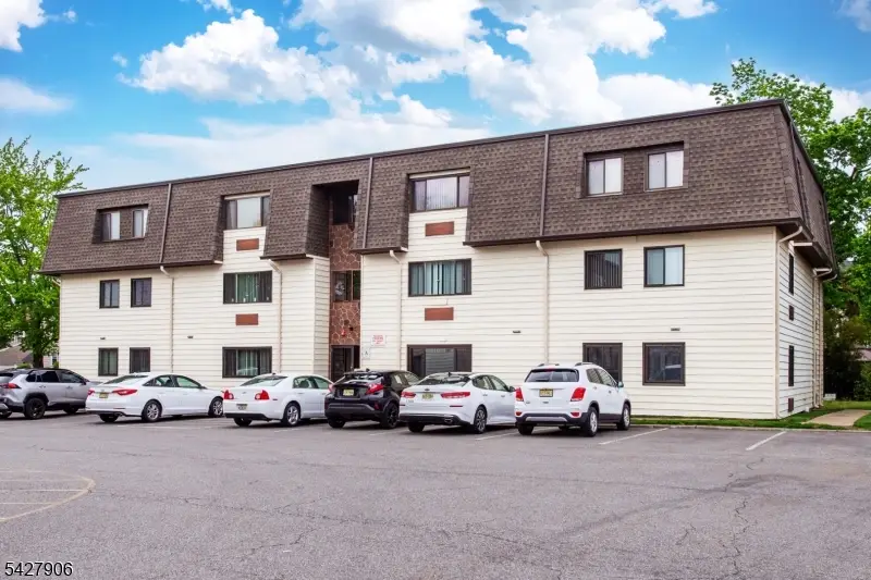 46 Watsessing Ave #A9, Belleville, NJ 07109 - #2