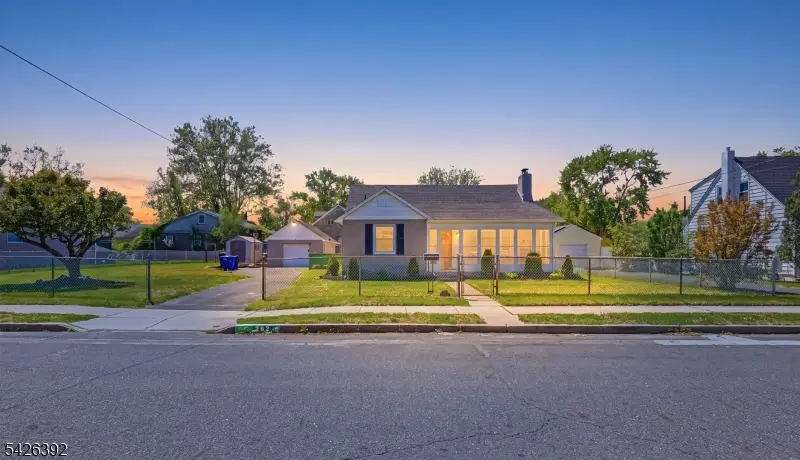 202 Arch St, Delran, NJ 08075 - #1