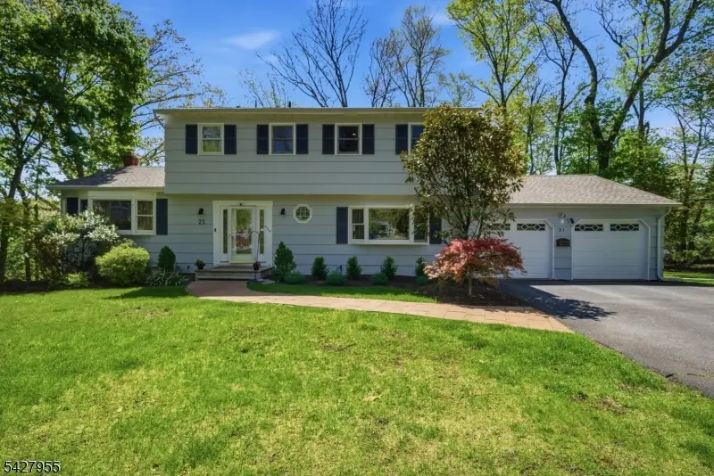 21 Robin Hood Rd, Parsippany Troy Hills, NJ 07950 - #1