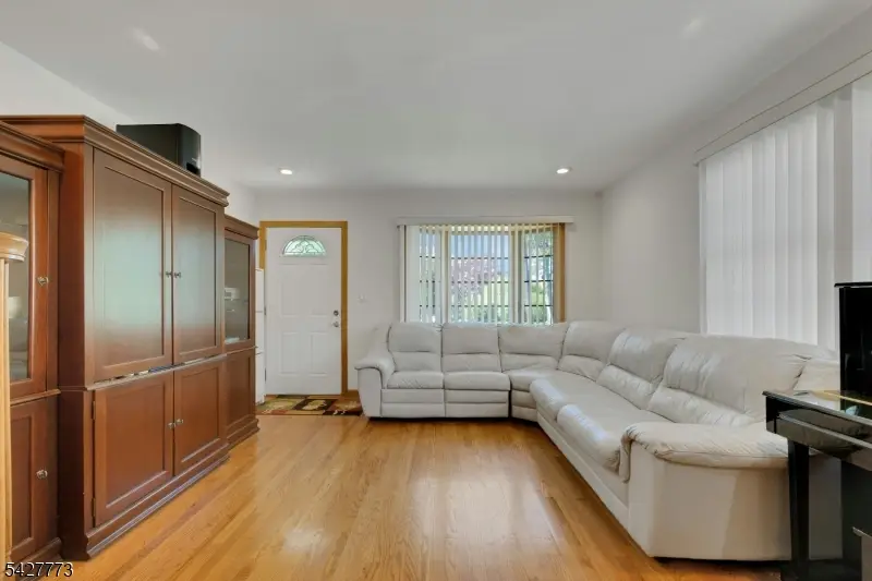 80 Longview Ave, Lake Hiawatha, NJ 07039 - #3