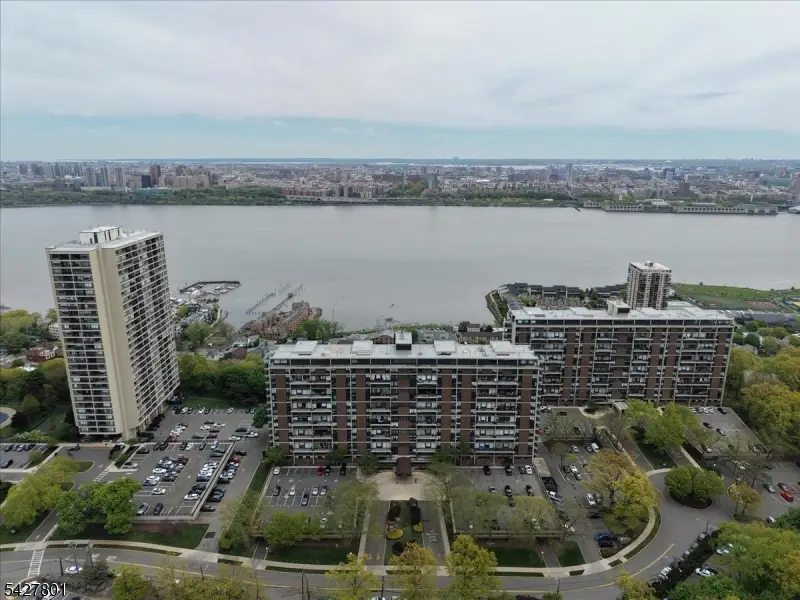 2 Horizon Road, Fort Lee, NJ 07024 - #1