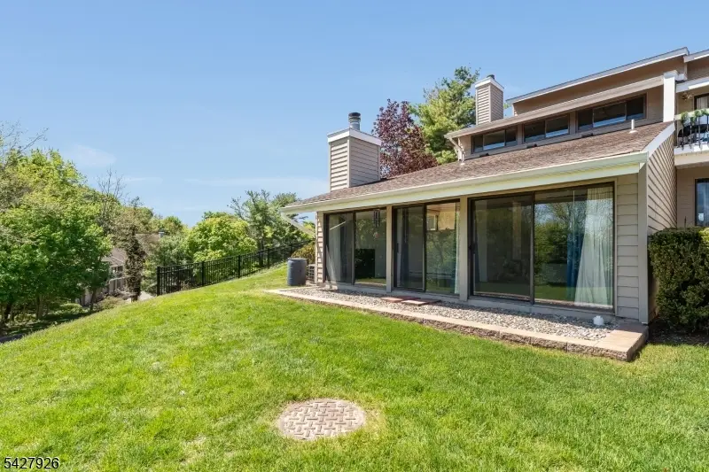 57 Overlook Dr, Union, NJ 08809 - #1