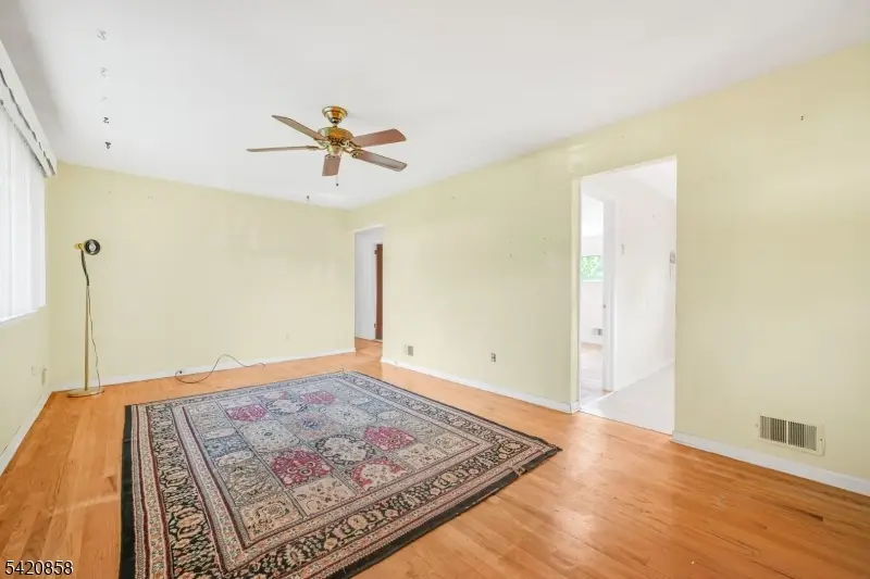 48 Prospect Rd, Parsippany Troy Hills, NJ 07054 - #2