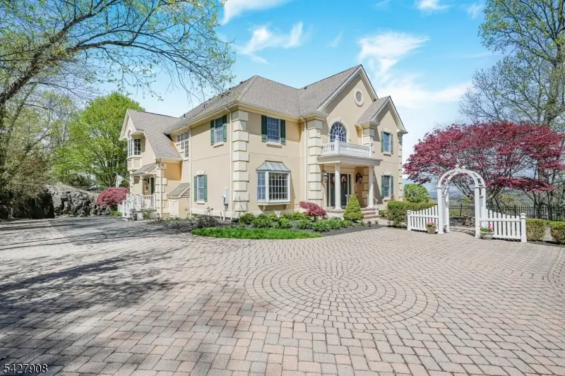 67 Mallard Dr, Allamuchy, NJ 07840 - #1