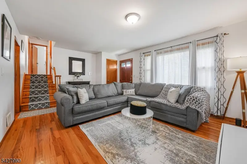 1217 Coolidge Ave, Union, NJ 07083 - #2
