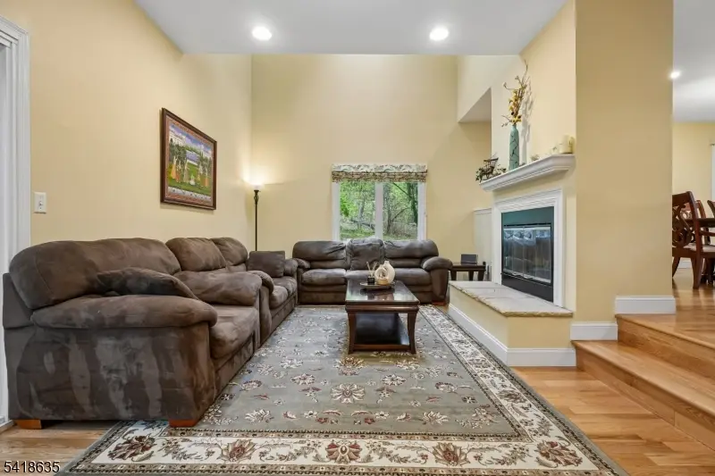 62 Blackburne Ter, West Orange, NJ 07052 - #3
