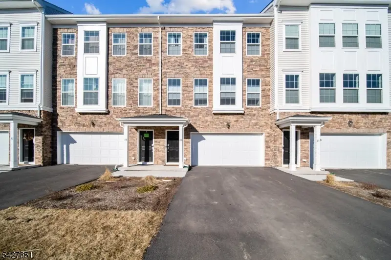 26 Colgate Dr, Morris, NJ 07960 - #2