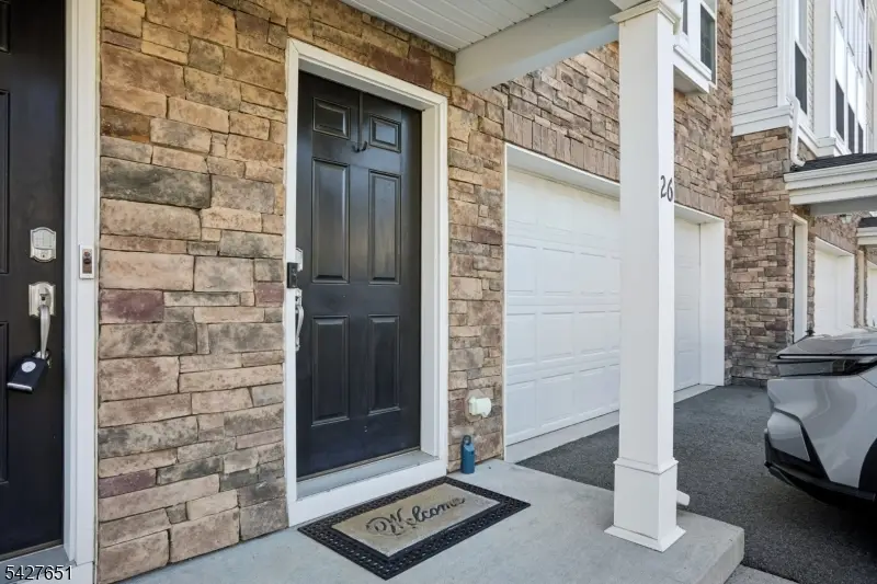 26 Colgate Dr, Morris, NJ 07960 - #3