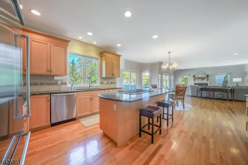 2 Trails End Ct, Westfield, NJ 07090 - #3