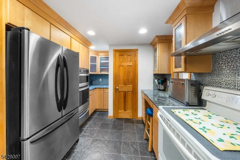 615 Lincoln Park, Cranford, NJ 07016 - #3