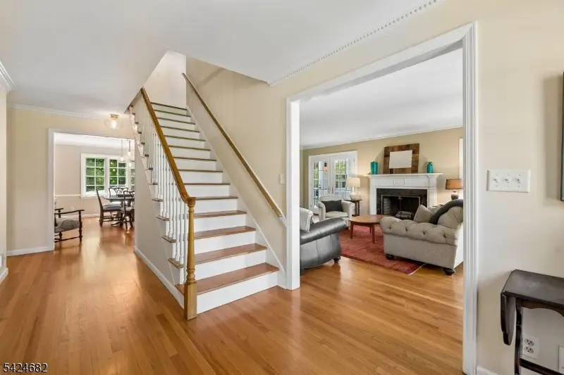 9 Overlook Terr, Millburn, NJ 07078 - #3