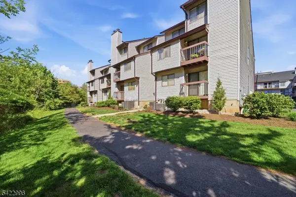 3408 Richmond Ct #3408, Hillsborough Twp., NJ 08844
