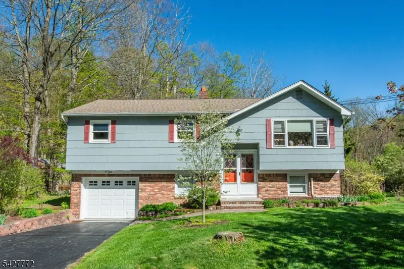 57 Lounsberry Hollow Rd, Vernon Valley, NJ 07461 - #3