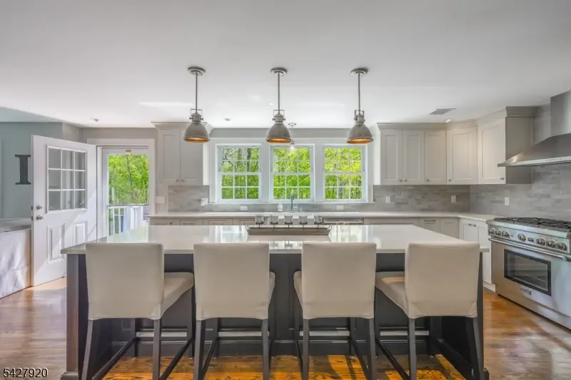114 Coleman Ave, Chatham, NJ 07928 - #3