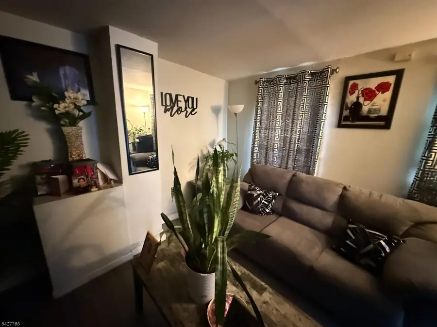63 Pearl St, Paterson, NJ 07501 - #3