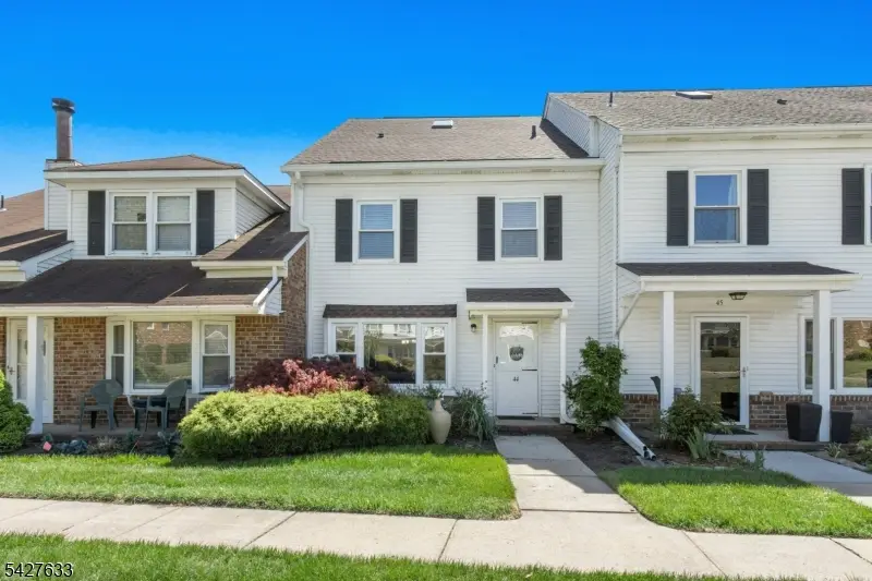 44 Tisbury Ct, Scotch Plains, NJ 07076 - #1