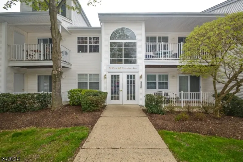 33 Crestview Ln, Mount Arlington, NJ 07856 - #2