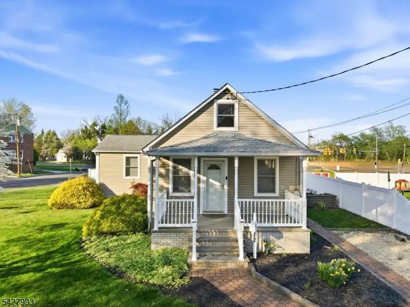 12 Driscoll St, Manville, NJ 08835 - #1