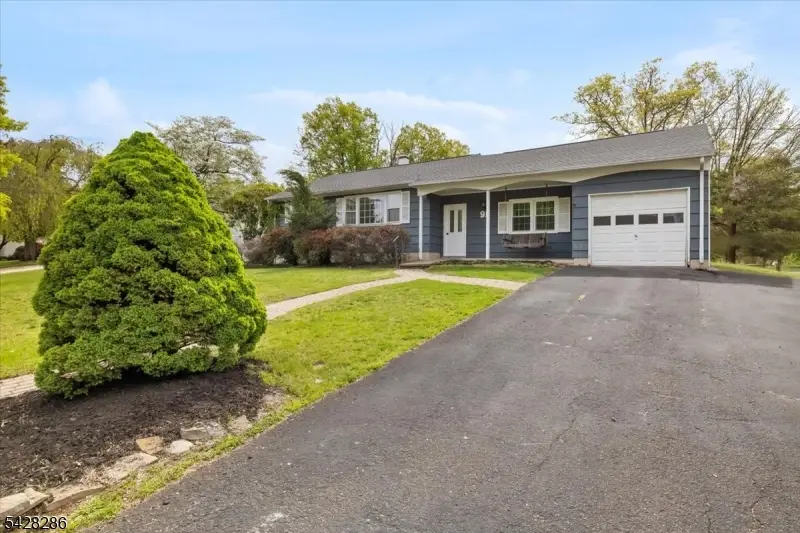 91 Seymour Ter, Piscataway, NJ 08854 - #2