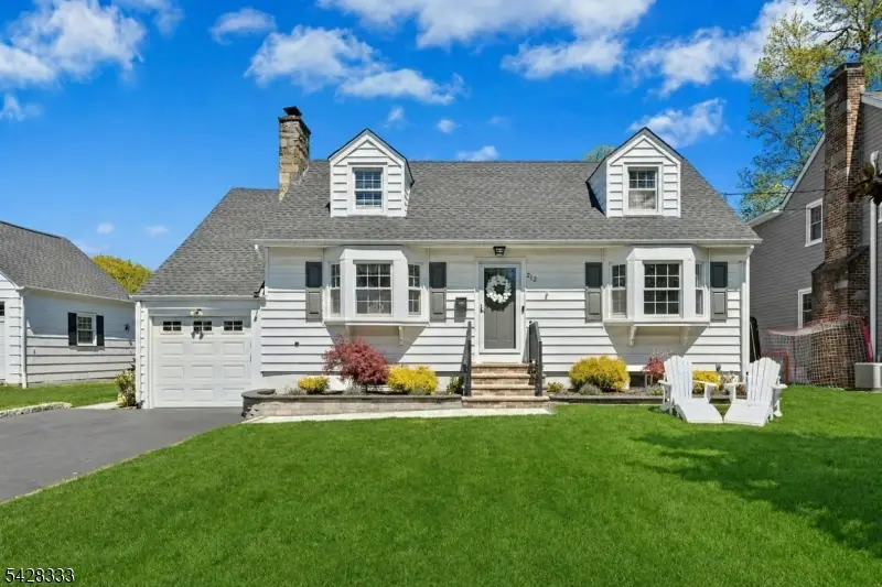 212 Beech St, Cranford, NJ 07016 - #1