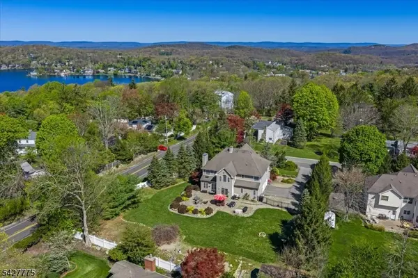 1 Hunters Ln, Sparta Twp., NJ 07871