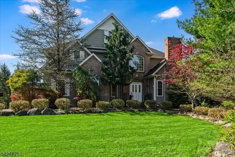1 Hunters Ln, Lake Mohawk, NJ 07871 - #2
