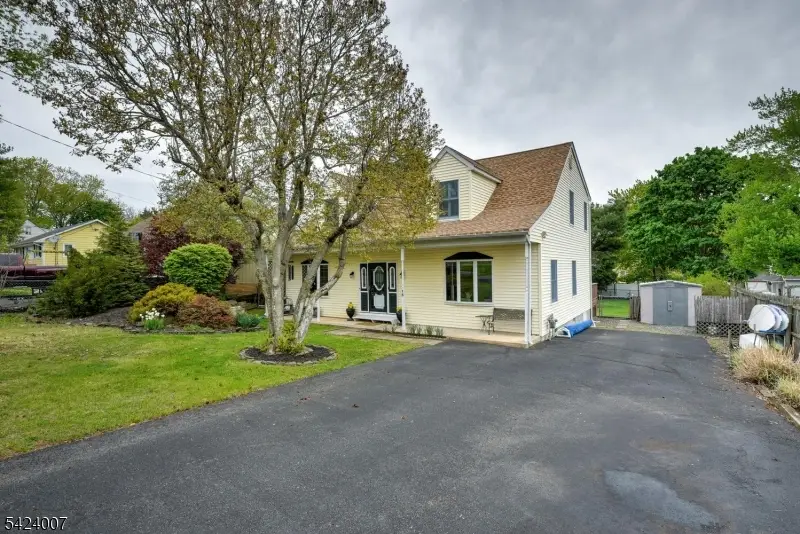 15 Shaffer St, Branchburg, NJ 08876 - #2