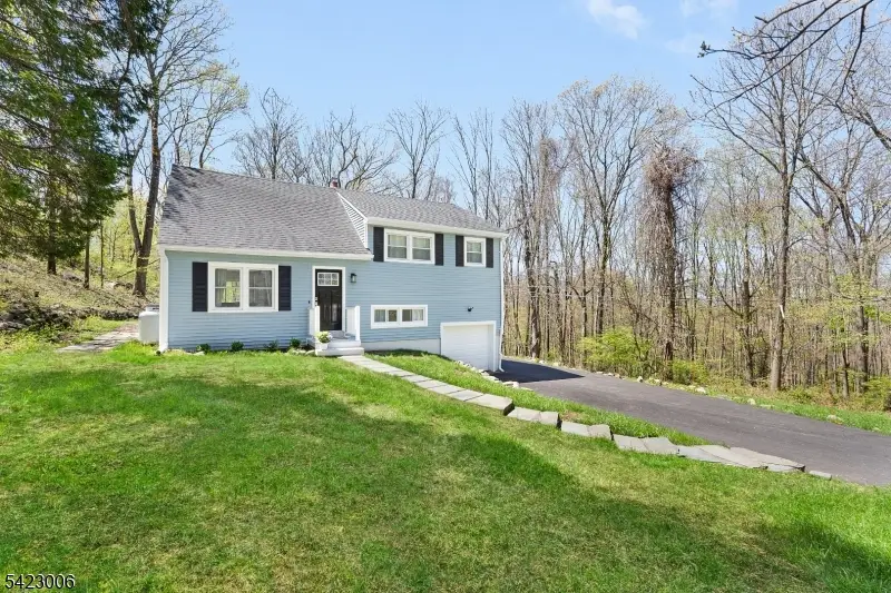 34 Rogers Ln, Sparta, NJ 07871 - #2