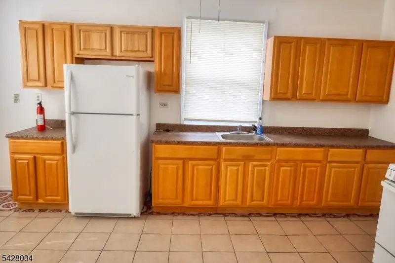 408 14th Ave, Irvington, NJ 07111 - #3
