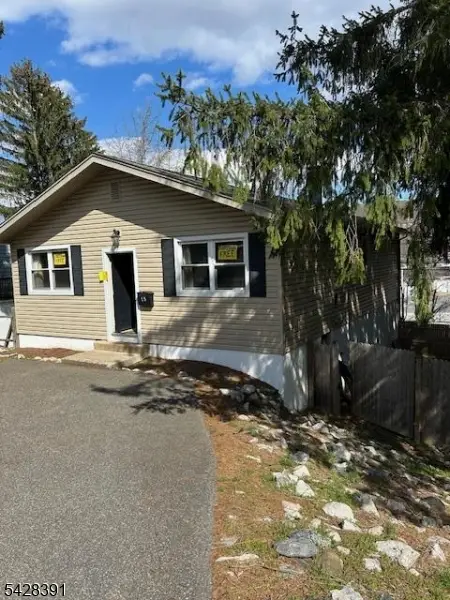 15 Carl Walsh Rd, Franklin Boro, NJ 07416