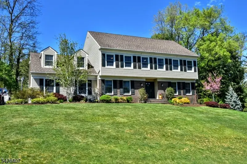 29 Cheryl Hills Dr, Hawthorne, NJ 07506 - #1