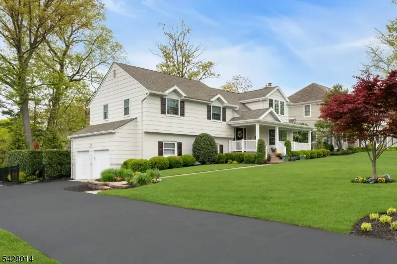 1050 Lawrence Avenue, Westfield, NJ 07090 - #2