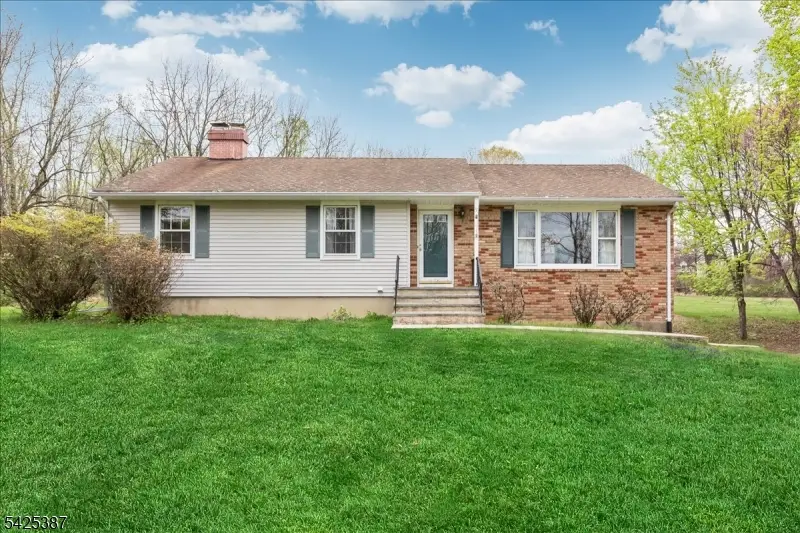 9 Symonds Lane, Lebanon, NJ 08826 - #1