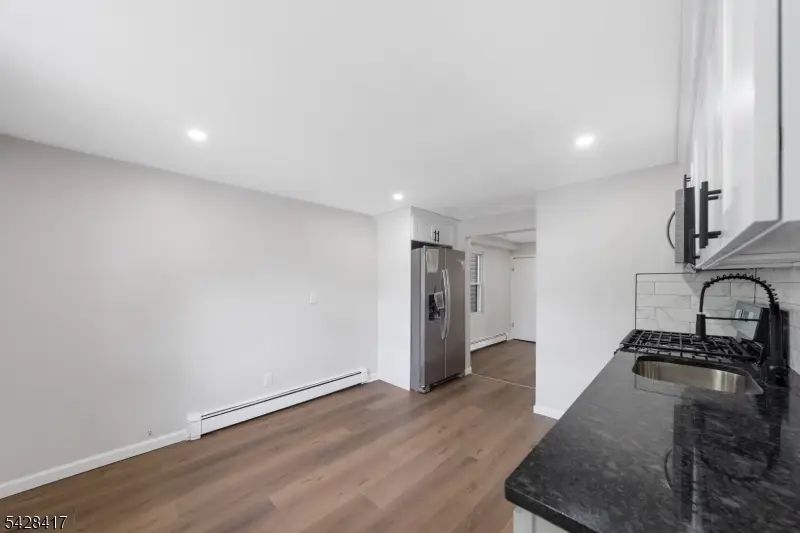 551 Christopher St, City Of Orange, NJ 07050 - #3