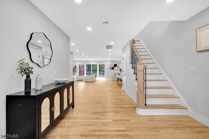 448 Fern Ave, Lyndhurst, NJ 07071 - #3
