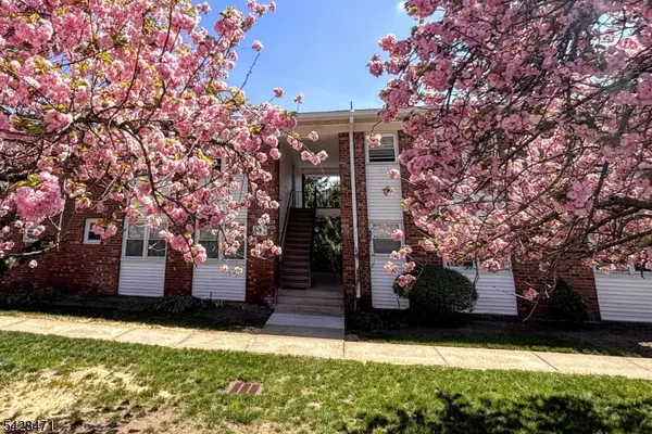 100 Pierson Miller Dr #11, Pompton Lakes Boro, NJ 07442