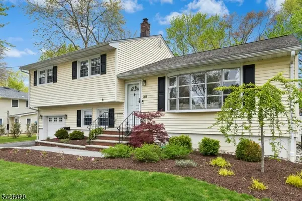 39 Surrey Ln, Berkeley Heights Twp., NJ 07922