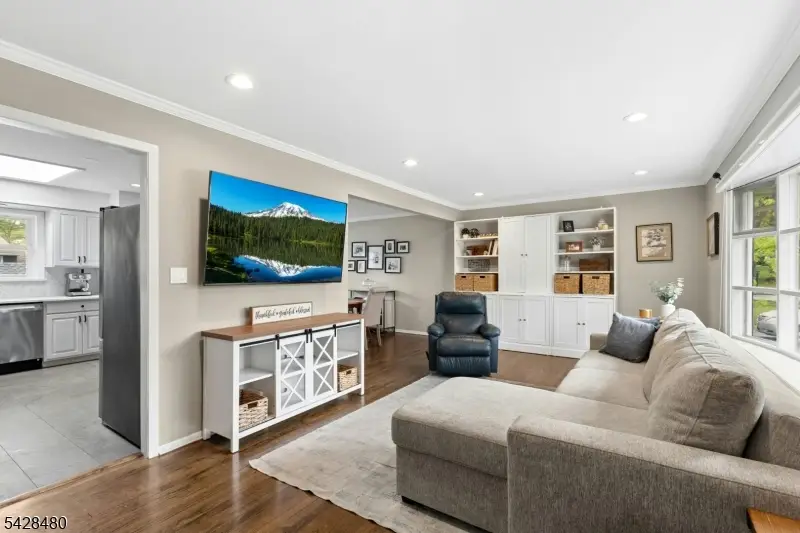 39 Surrey Ln, Berkeley Heights, NJ 07922 - #3