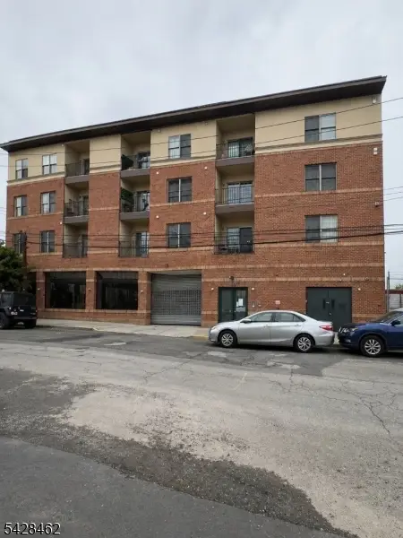 15-19 Tichenor Ln #205, Newark, NJ 07114 - #1