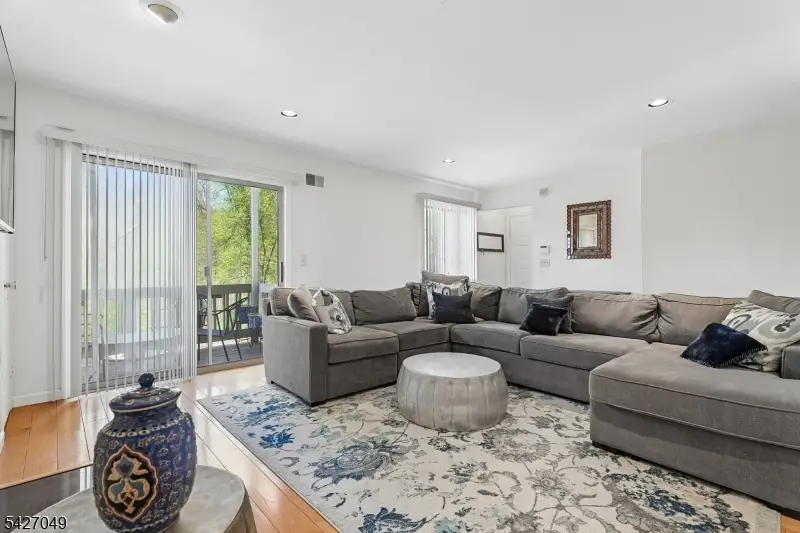 45 Colton Cir, West Orange, NJ 07052 - #2