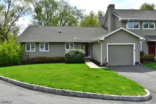 9 Parsons Ct, Mahwah Twp., NJ 07430