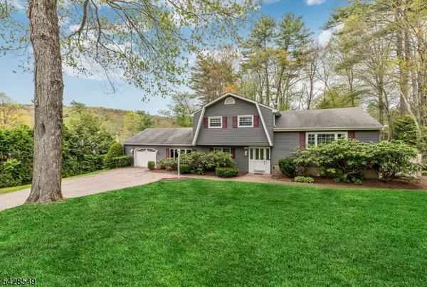 23 Monmouth Ave, West Milford Twp., NJ 07480