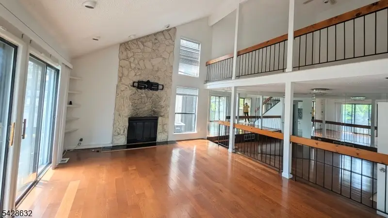 516 Westgate Dr, Edison, NJ 08820 - #2
