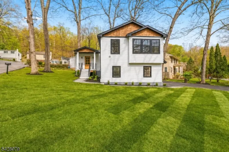 147 W Glen Rd, Denville, NJ 07834 - #1