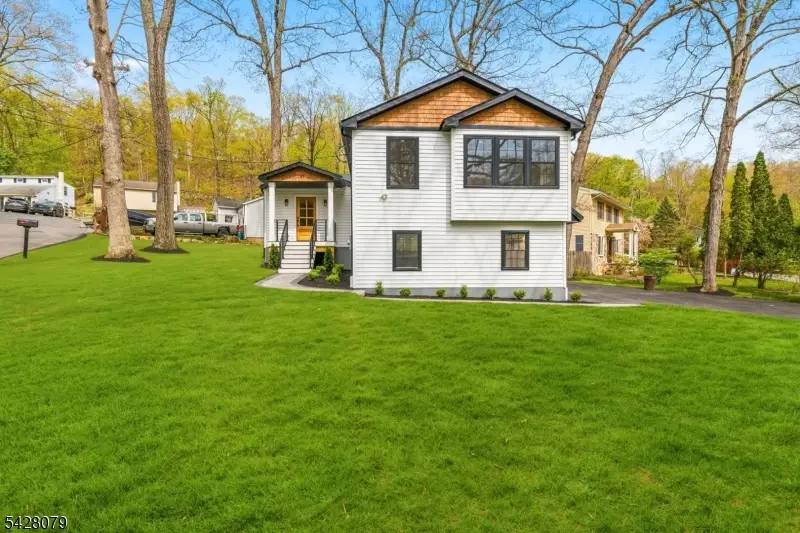 147 W Glen Rd, Denville, NJ 07834 - #2
