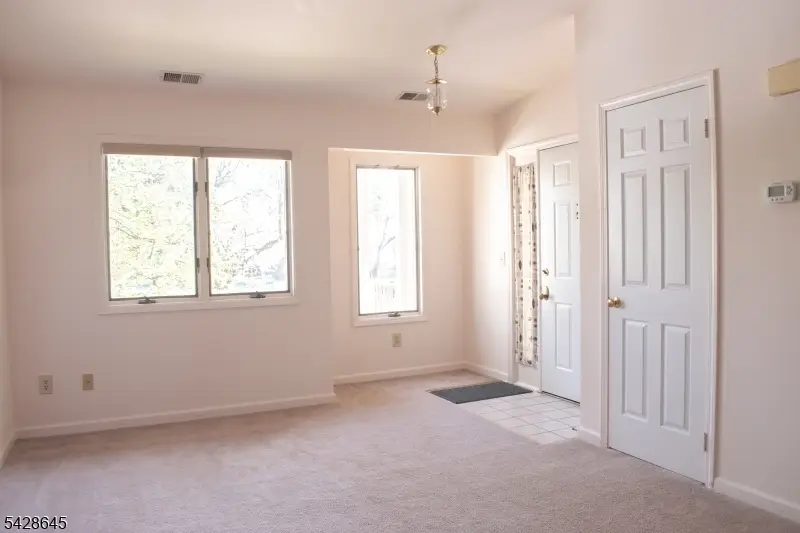 44 Westchester Ter, Clinton, NJ 08801 - #1