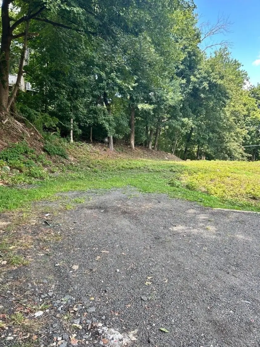 142 W Blackwell St, Dover, NJ 07801 - #1