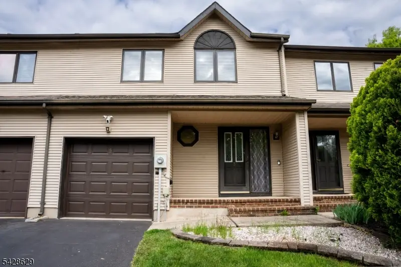 5 Elm Ter, Raritan, NJ 08822 - #1